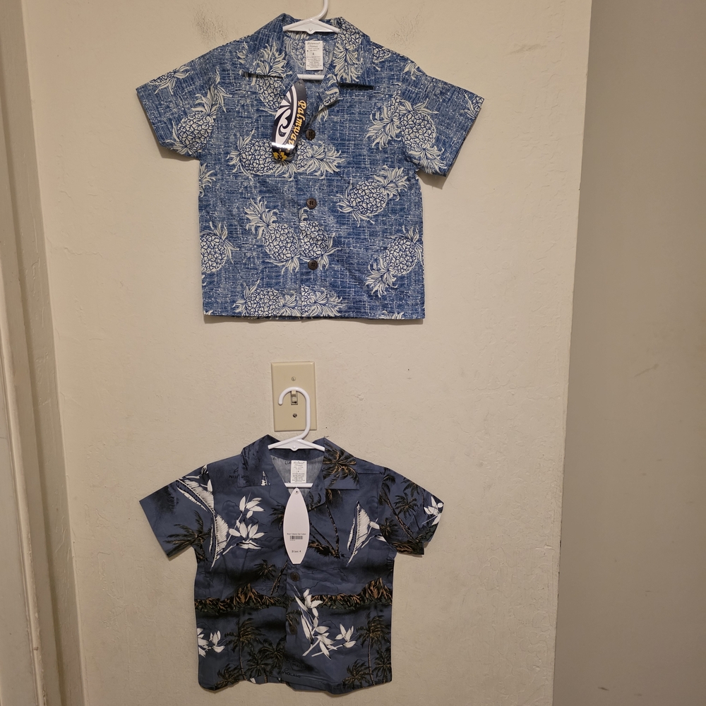 NWT Palmwave Hawaiin Button Down Shirt  Bundle Of 2 Size 4